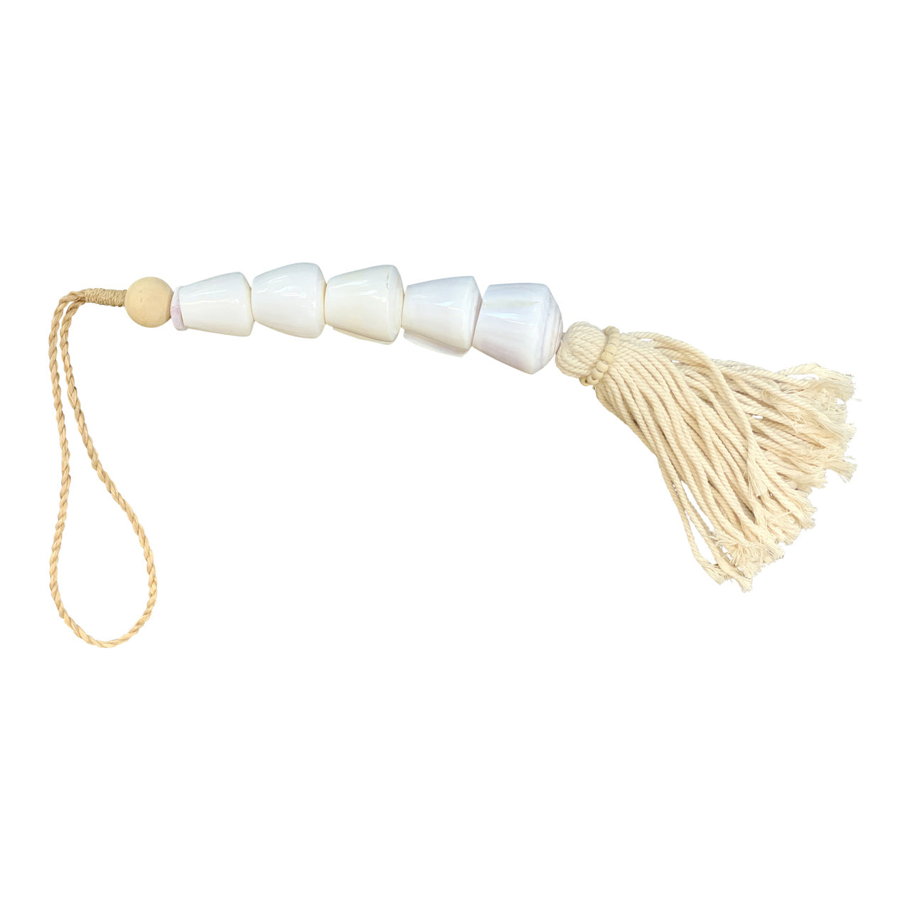 Shell Tassel in White